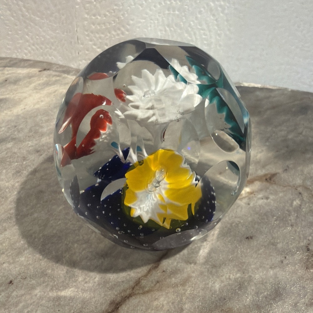 Vtg MCM Murano Faceted Art Glass Paperweight Blue Bubble Trumpet Flowers 2.5"